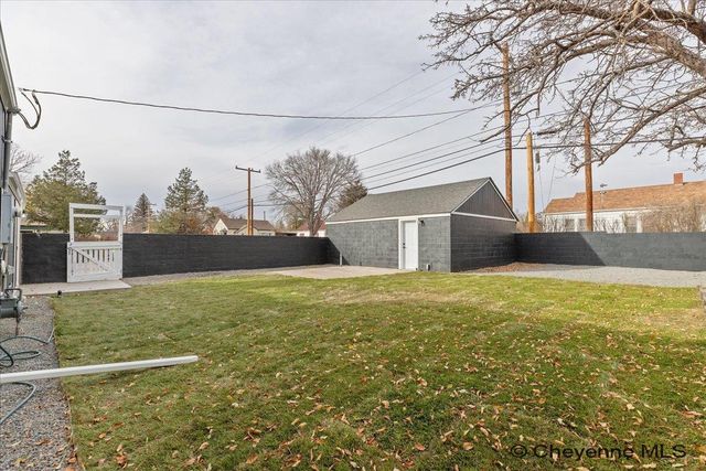 922 W PERSHING BLVD, Cheyenne, WY 82001