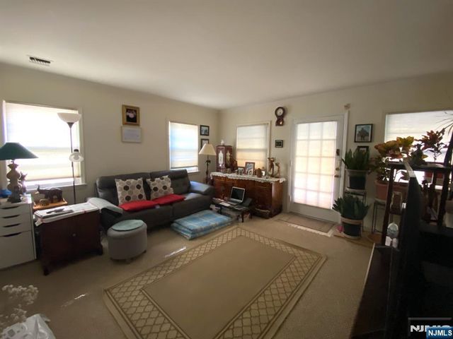 81 5th Street, Cresskill, NJ 07626