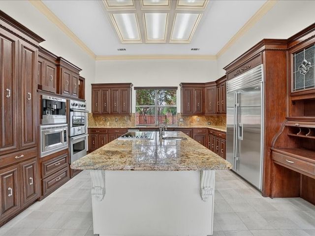 5201 Windjammer Road, Plano, TX 75093