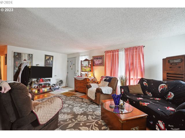9630 Se FOSTER Rd, Portland, OR 97266