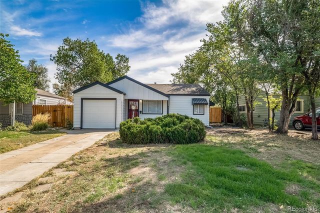 1350 Ironton Street, Aurora, CO 80010