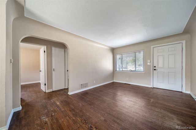 1350 Ironton Street, Aurora, CO 80010