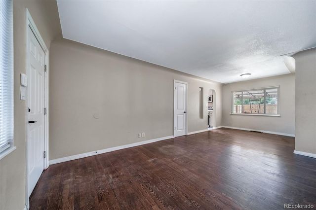 1350 Ironton Street, Aurora, CO 80010