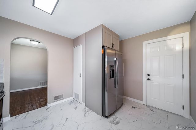 1350 Ironton Street, Aurora, CO 80010