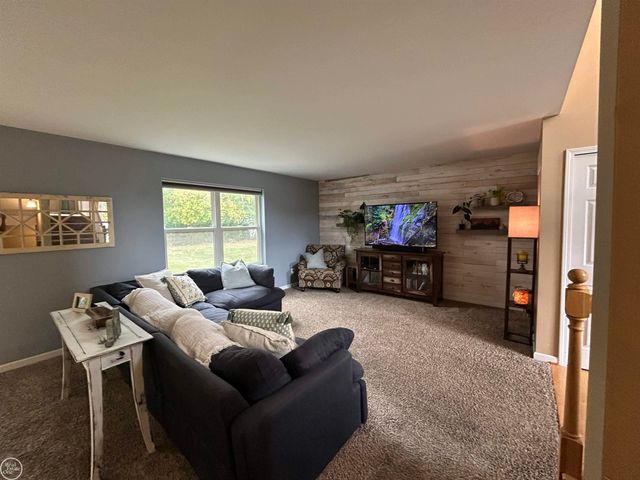 24923 Rita Street, Saint Clair Shores, MI 48080