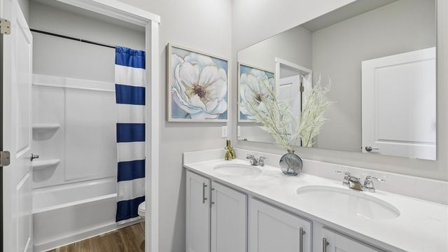 3307 Artesian Road, Marion, IA 52302
