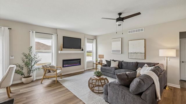 3307 Artesian Road, Marion, IA 52302