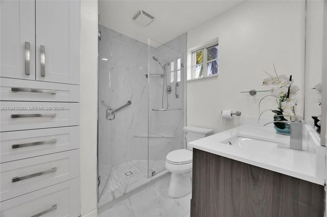 7773 SW 94th Ln, Miami, FL 33156