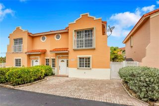 7773 SW 94th Ln, Miami, FL 33156