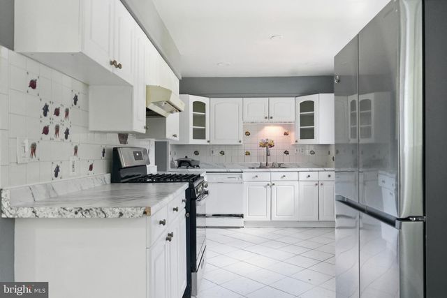 3805 OLIVER AVE, Annandale, VA 22003