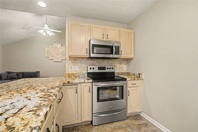 9360 Sawgrass Drive, Miamisburg, OH 45342