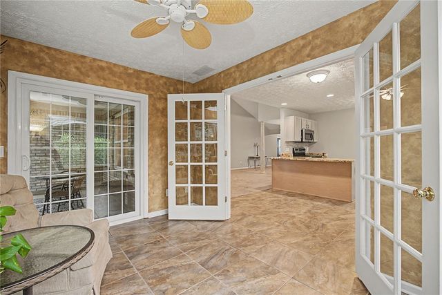 9360 Sawgrass Drive, Miamisburg, OH 45342