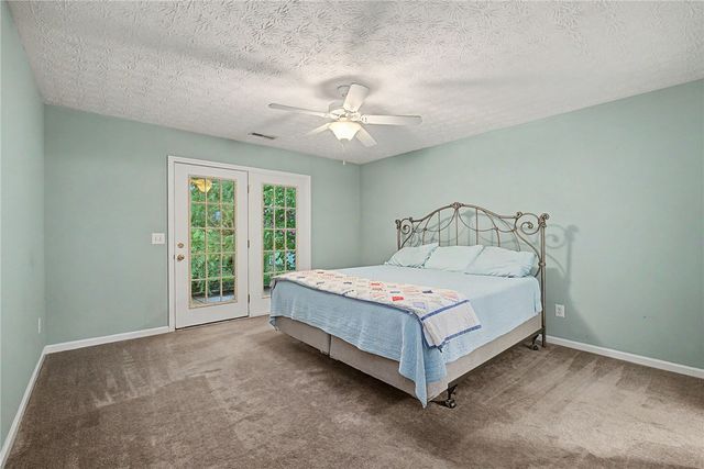 9360 Sawgrass Drive, Miamisburg, OH 45342