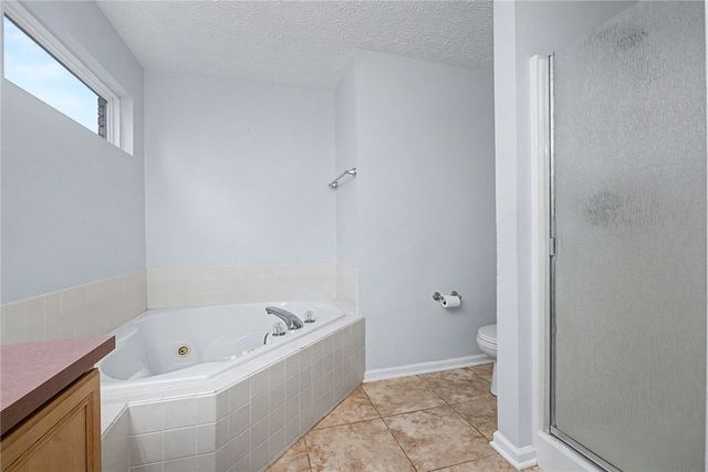 9360 Sawgrass Drive, Miamisburg, OH 45342