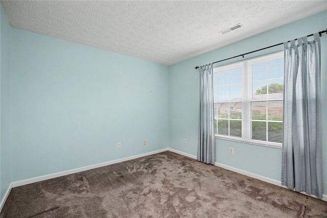 9360 Sawgrass Drive, Miamisburg, OH 45342