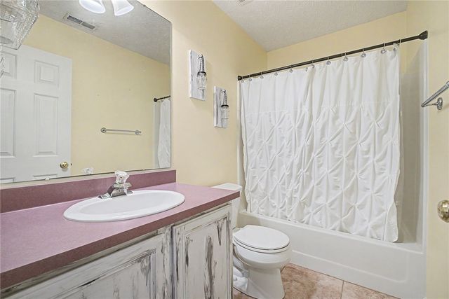 9360 Sawgrass Drive, Miamisburg, OH 45342
