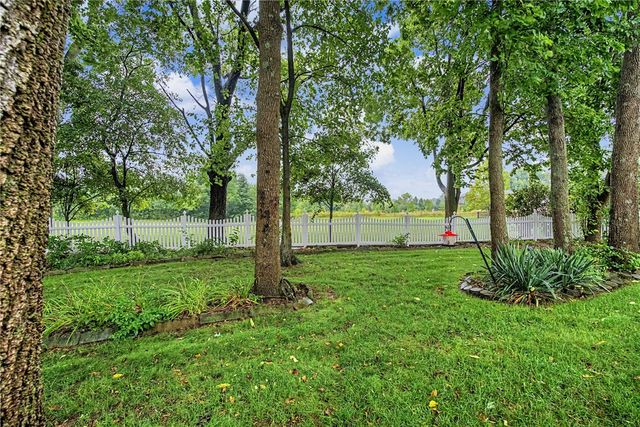 9360 Sawgrass Drive, Miamisburg, OH 45342