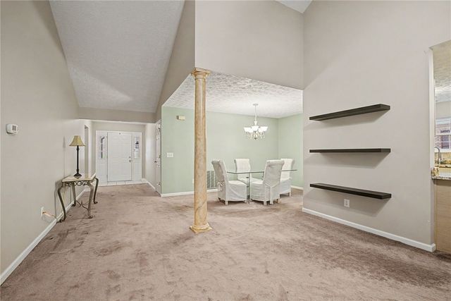 9360 Sawgrass Drive, Miamisburg, OH 45342