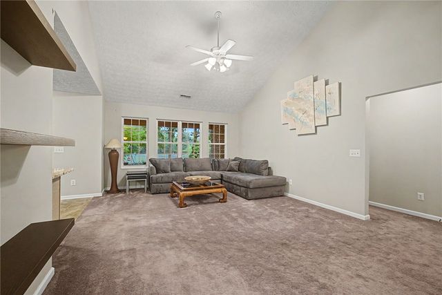 9360 Sawgrass Drive, Miamisburg, OH 45342