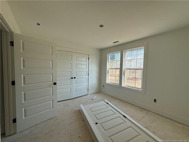 2080 Canady Pond Road, Hope Mills, NC 28348