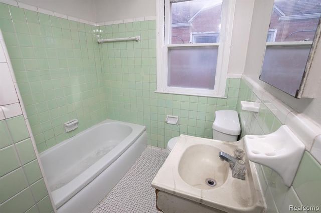 18954 Beland Street, Detroit, MI 48234