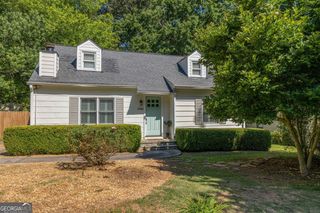 2406 Woodridge Drive, Decatur, GA 30033
