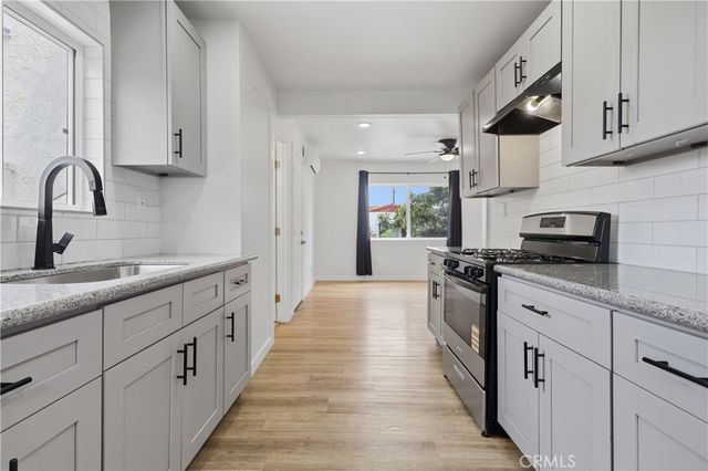 3101 W 60th, Los Angeles, CA 90043
