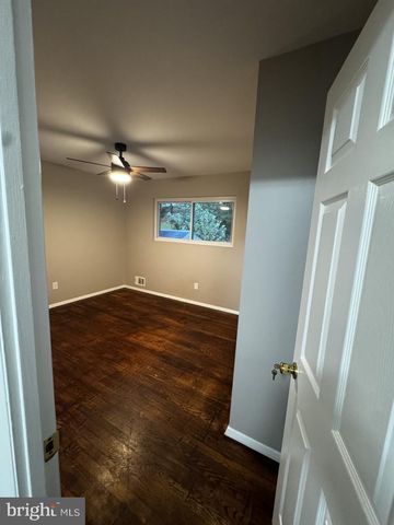 6831 NASHVILLE RD, Lanham, MD 20706