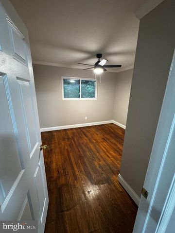 6831 NASHVILLE RD, Lanham, MD 20706