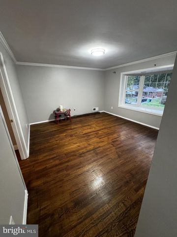 6831 NASHVILLE RD, Lanham, MD 20706