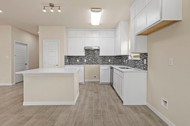 2959 Simpson Stuart Road, Dallas, TX 75241
