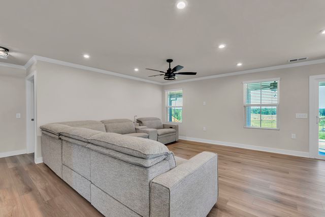 1104 Elowen Road, Spartanburg, SC 29306