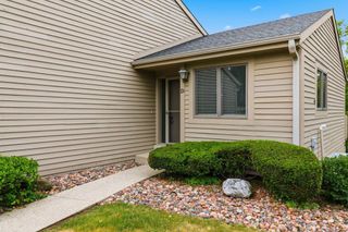 2962 Madison STREET #D, Waukesha, WI 53188