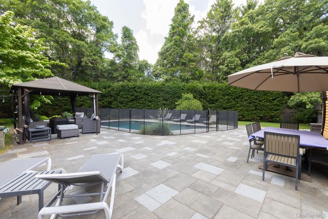 19 Groveland Avenue, East Quogue, NY 11942