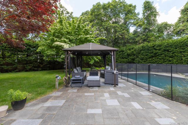 19 Groveland Avenue, East Quogue, NY 11942