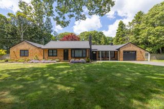 19 Groveland Avenue, East Quogue, NY 11942