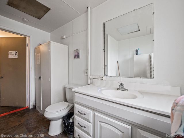 485 E GRAND Boulevard, Detroit, MI 48207