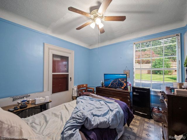 485 E GRAND Boulevard, Detroit, MI 48207