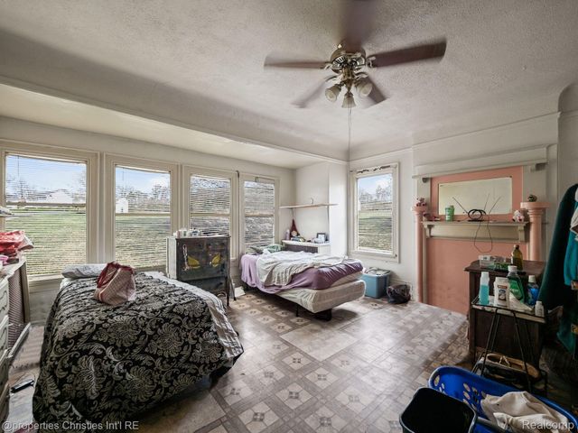 485 E GRAND Boulevard, Detroit, MI 48207