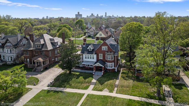 485 E GRAND Boulevard, Detroit, MI 48207