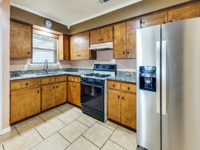 817 Glen Oak DR, Austin, TX 78745