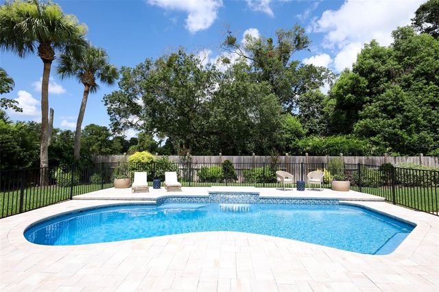 280 W SPRING LAKE DRIVE, Altamonte Springs, FL 32714