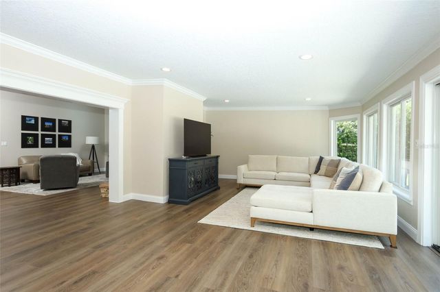 280 W SPRING LAKE DRIVE, Altamonte Springs, FL 32714