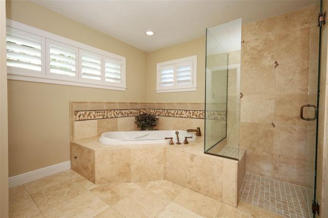 280 W SPRING LAKE DRIVE, Altamonte Springs, FL 32714