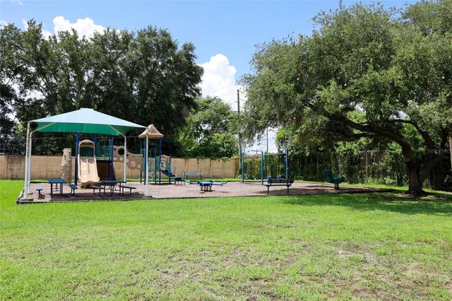 280 W SPRING LAKE DRIVE, Altamonte Springs, FL 32714