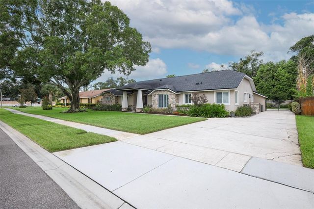 280 W SPRING LAKE DRIVE, Altamonte Springs, FL 32714