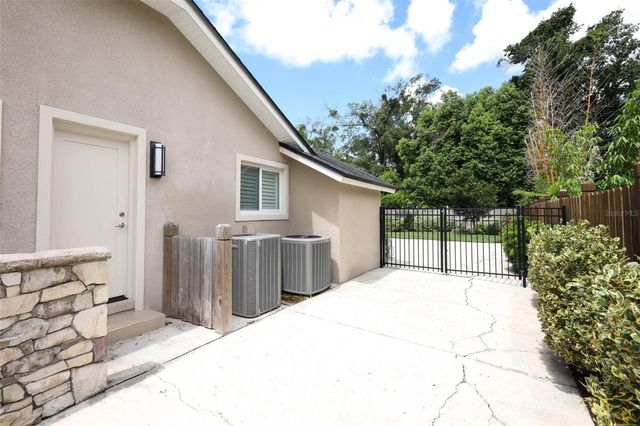 280 W SPRING LAKE DRIVE, Altamonte Springs, FL 32714