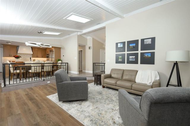 280 W SPRING LAKE DRIVE, Altamonte Springs, FL 32714