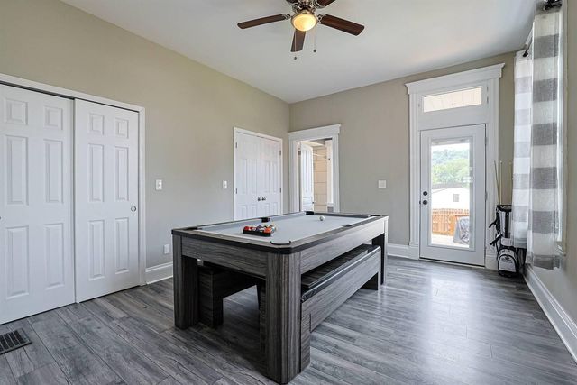 824 Oak Street, Ludlow, KY 41016