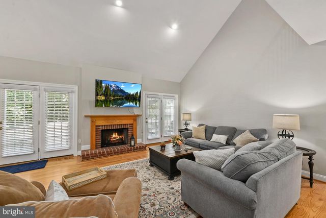 8050 AMSTERDAM CT, Gainesville, VA 20155